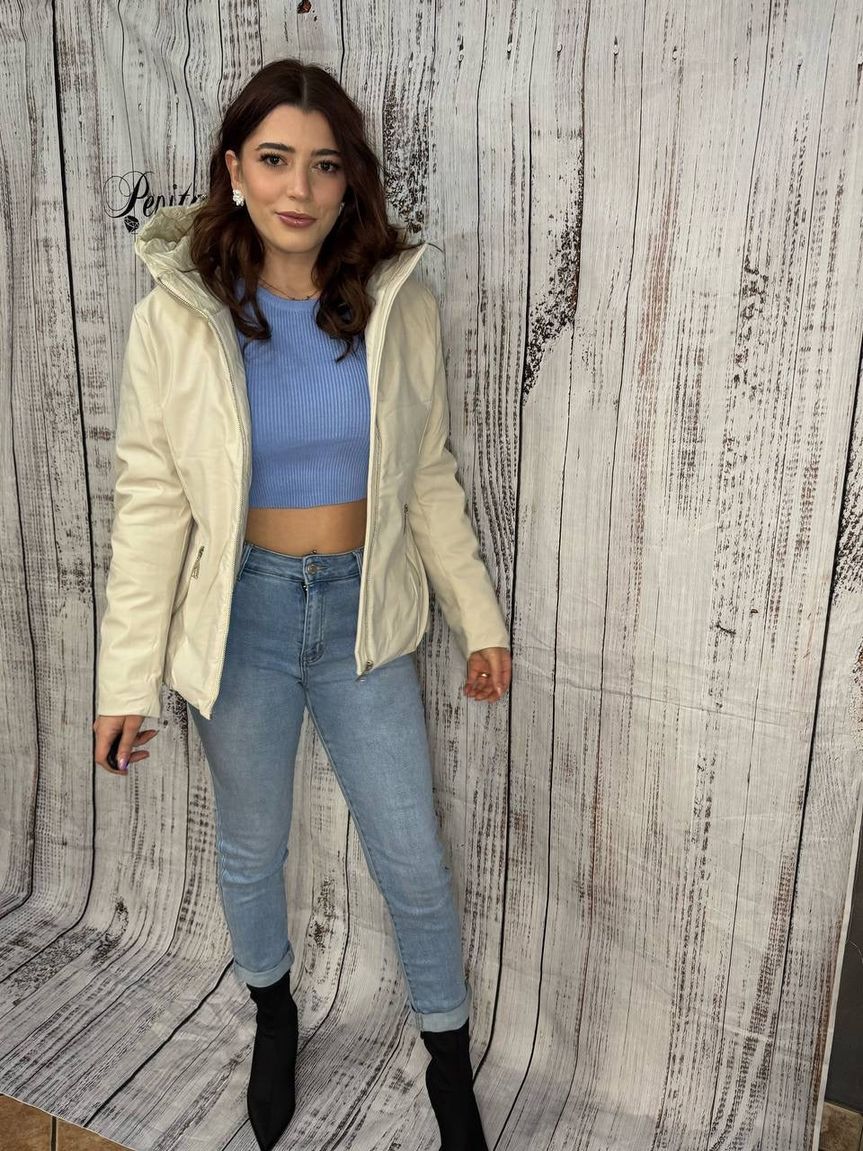 TOP BASIC CROP