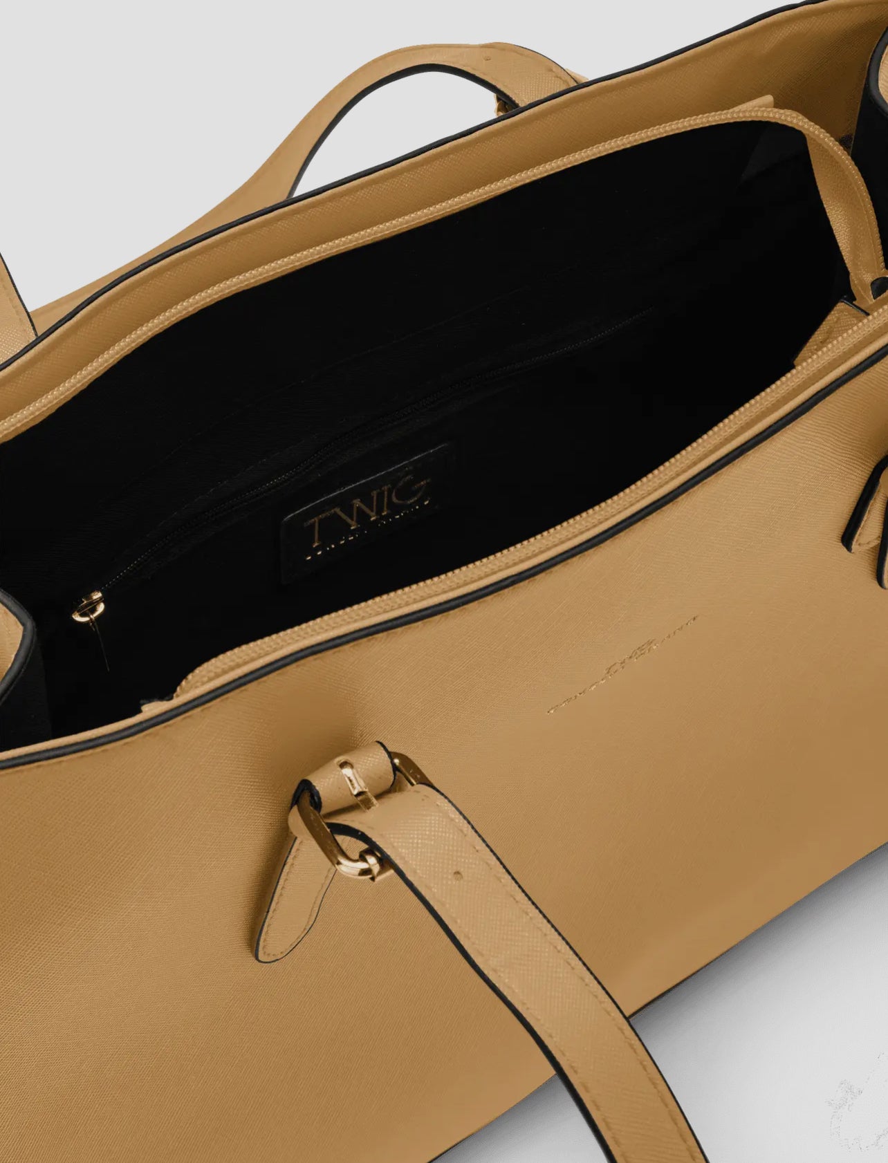 Borsa Shelly