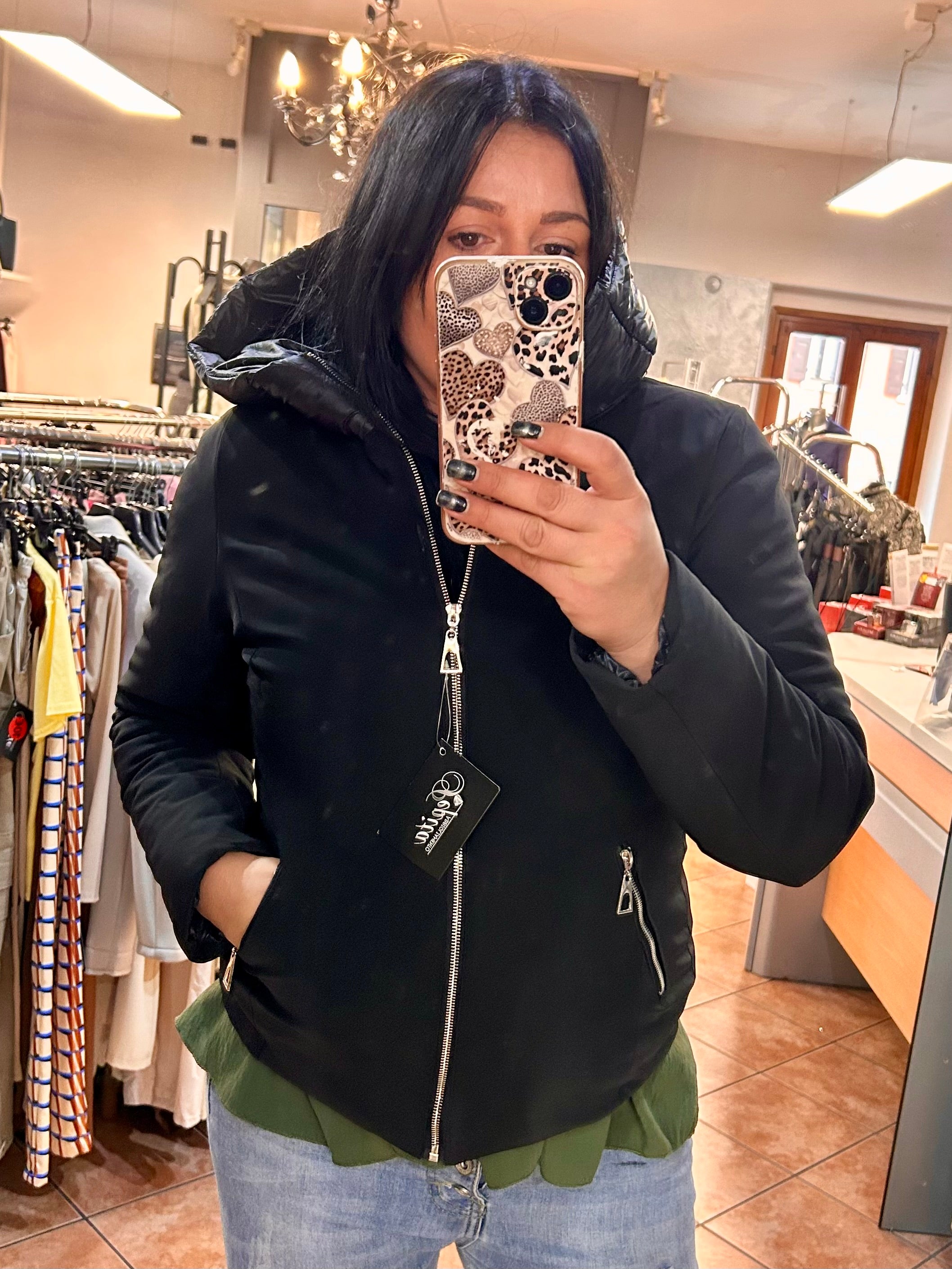 PIUMINO NERO